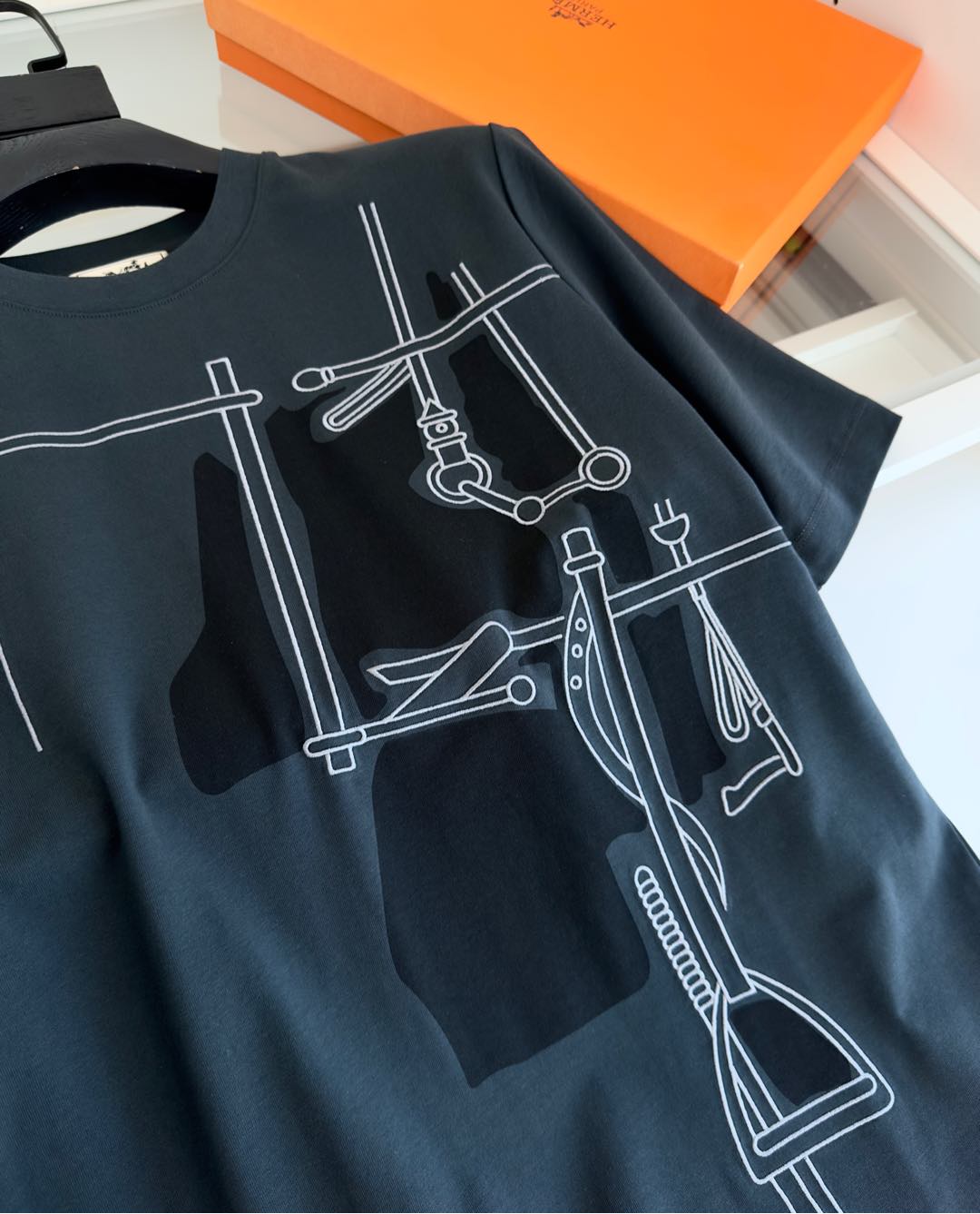 2025 Spring and Summer Graphic Printed Slightly Wide Round Neck Short Sleeve T-shirt