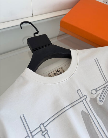 2025 Spring and Summer Graphic Printed Slightly Wide Round Neck Short Sleeve T-shirt