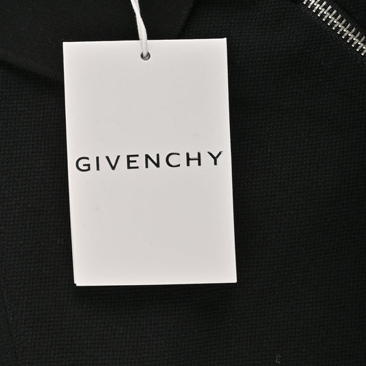 Half-zip chest logo short sleeves
