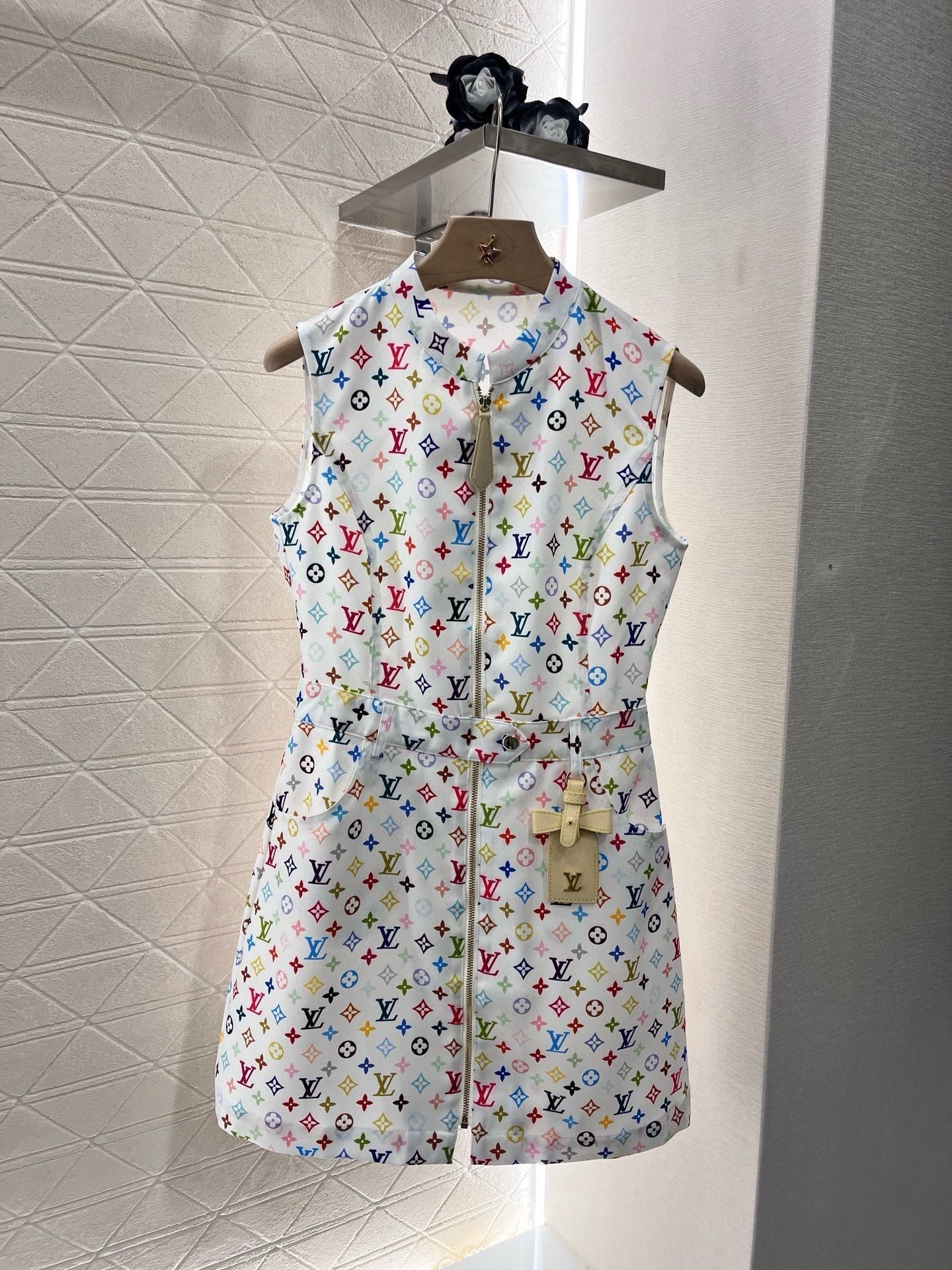 2025 New Sleeveless Dress
