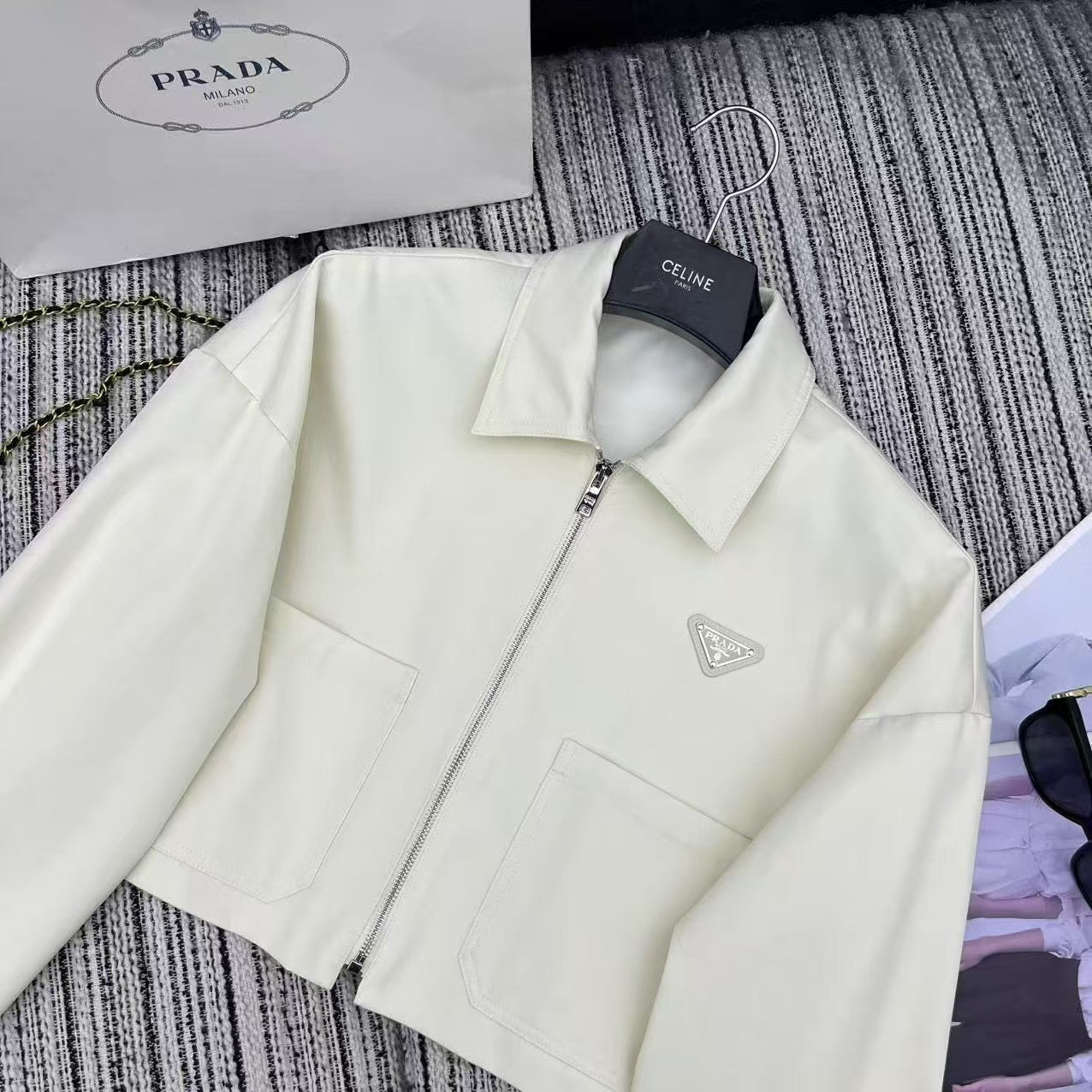 25 New style lapel long sleeve jacket
