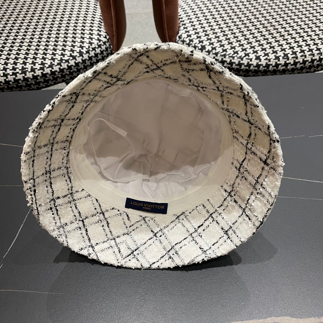 New Small Label Checkered Fisherman's Hat for Women