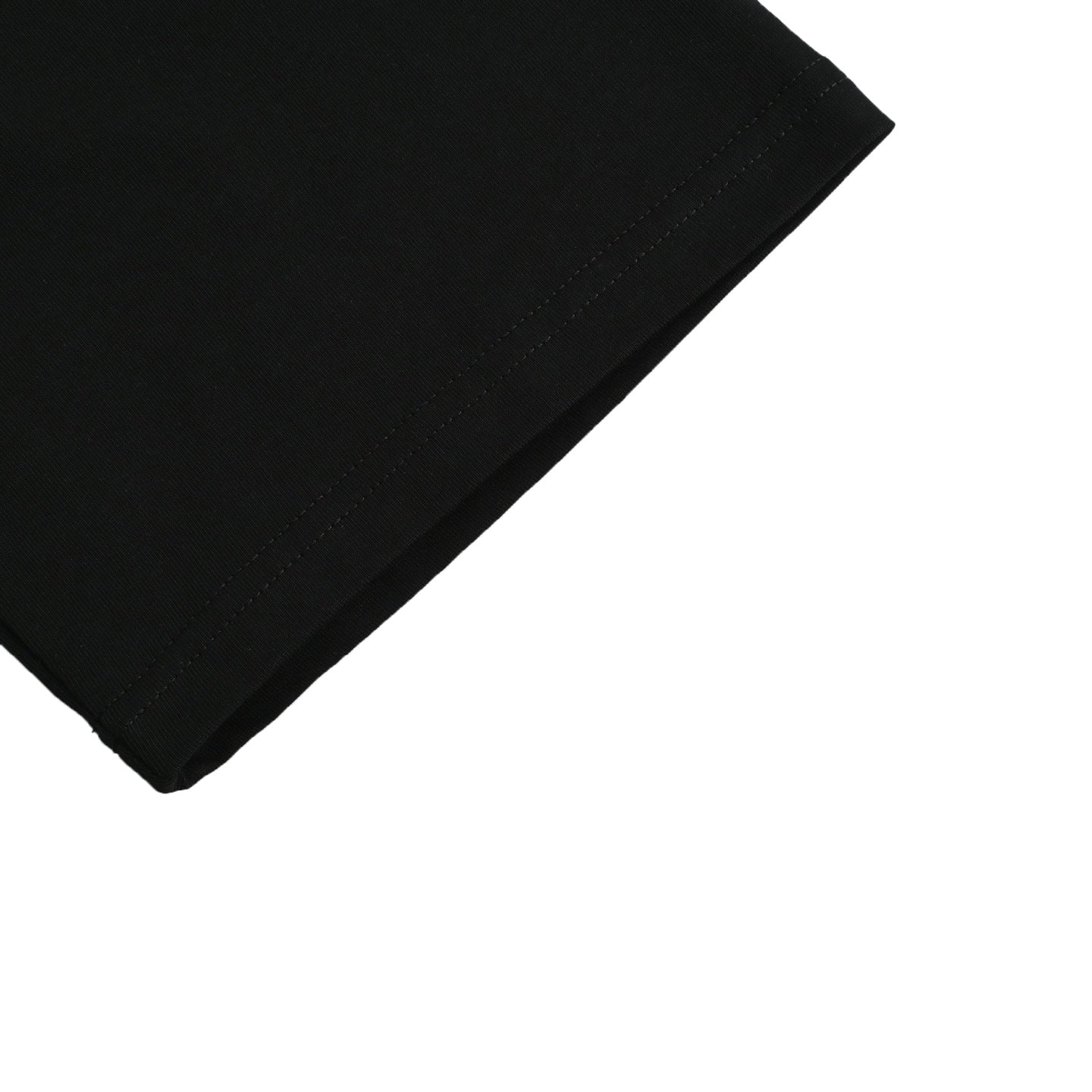 25 Short sleeves with triangle logo and letter print on the neckline