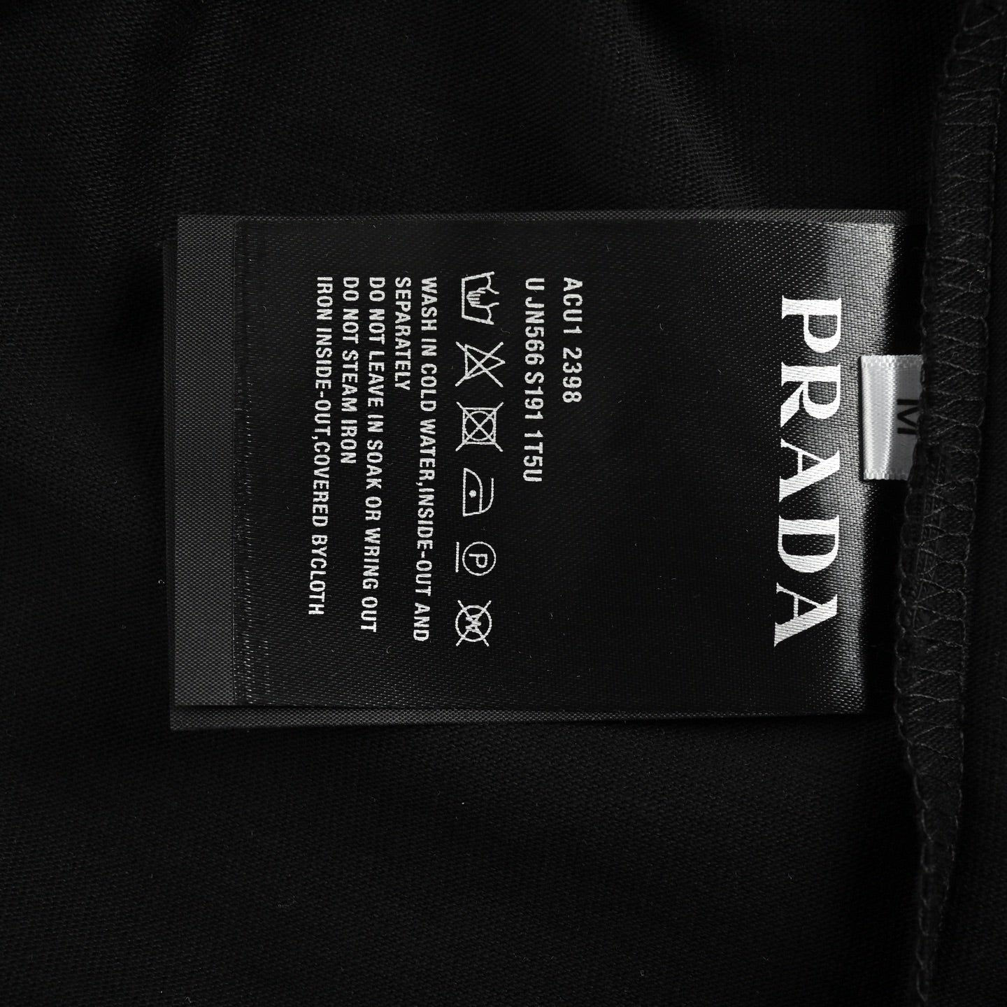 25ss Triangle leather patch pocket short sleeves