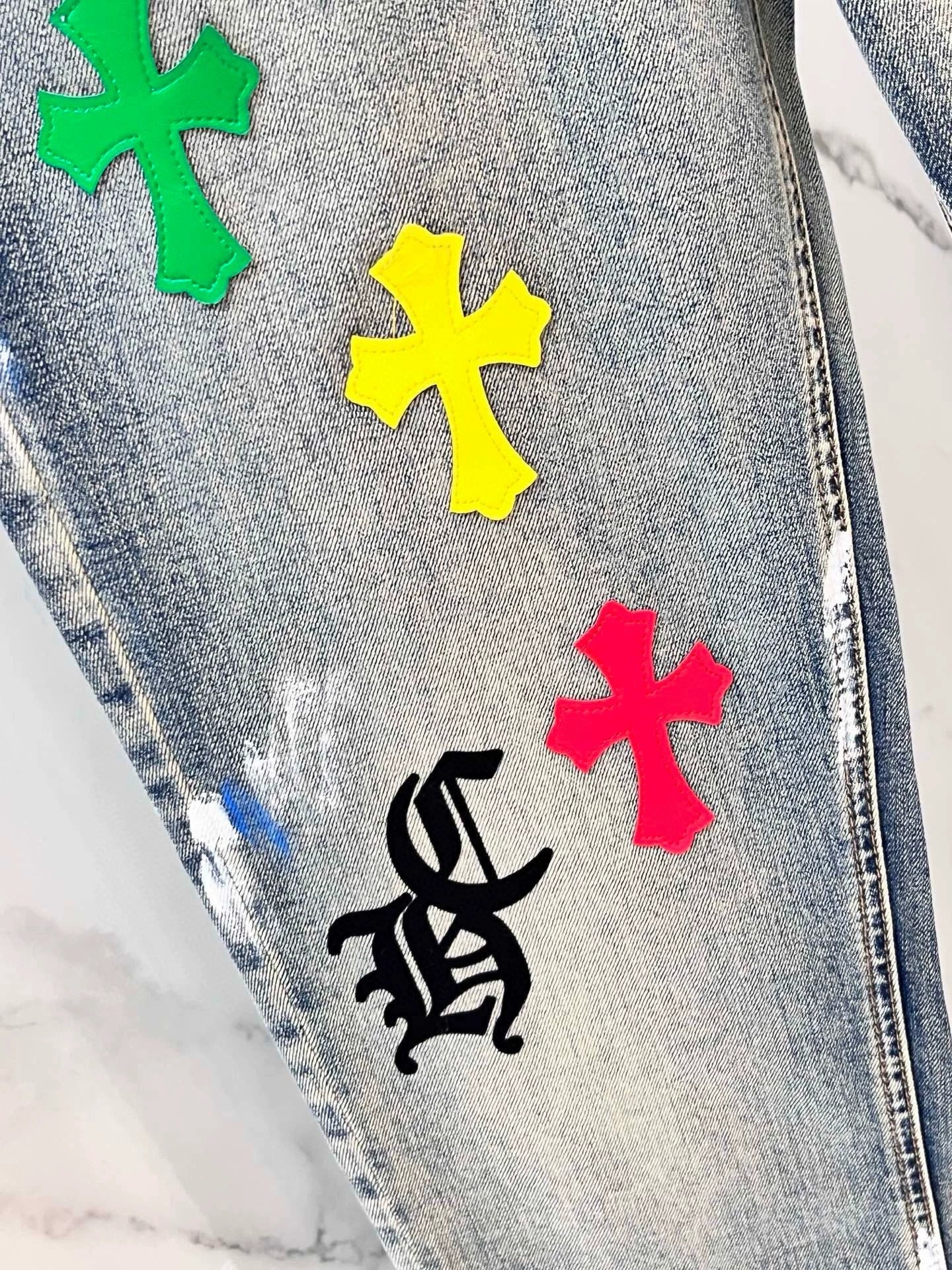 25 Thin jeans