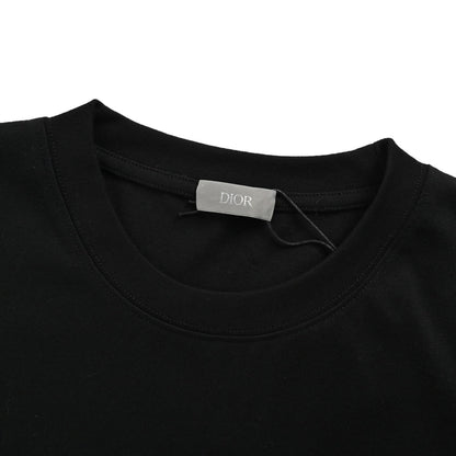 cursive signature embroidered lettering short sleeves