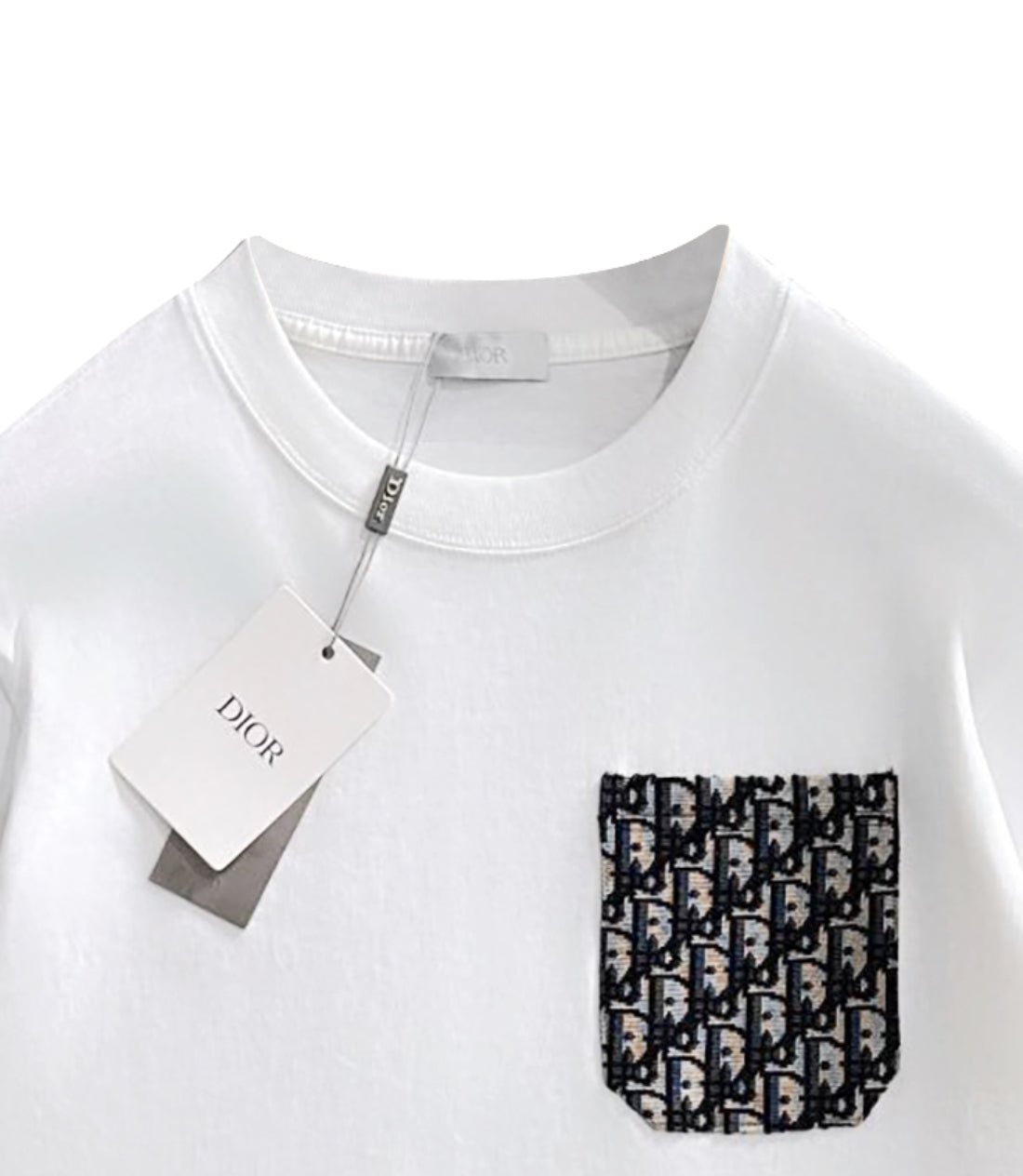 25 long-sleeved patch logo T-shirt
