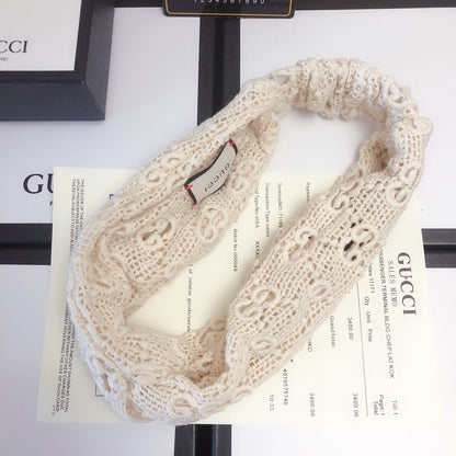 Openwork hair accessories