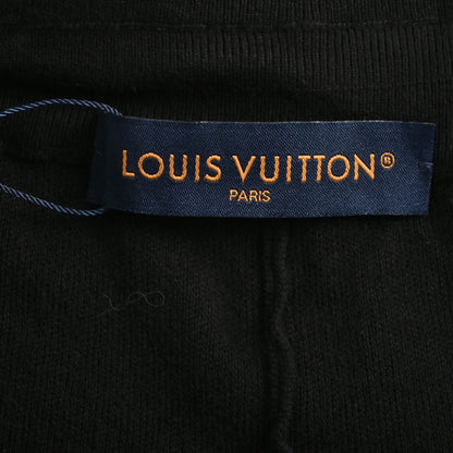 Embossed patch double pocket drawstring shorts