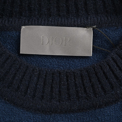 25Fw 25Fw Blue Gradient Stripe Patch Crew Neck Sweater