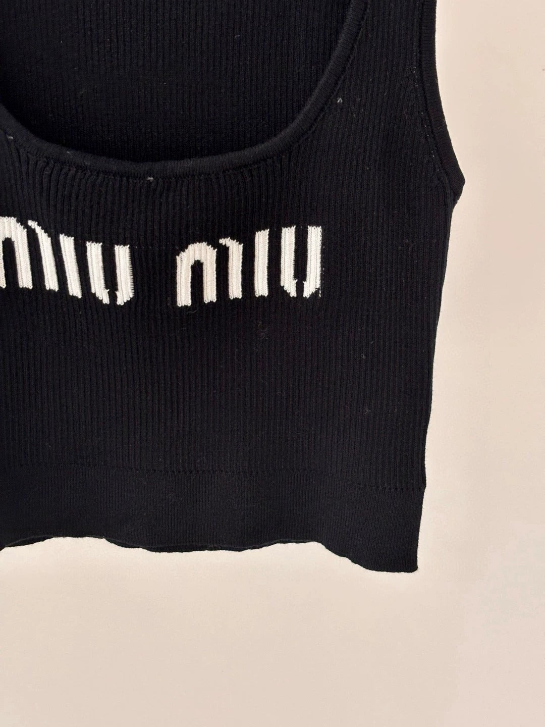 25 Early Spring Knitted Vest