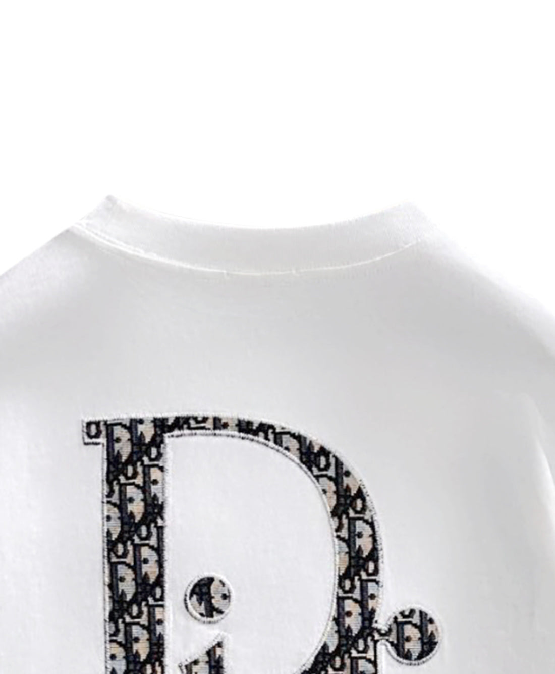 25 long-sleeved patch logo T-shirt