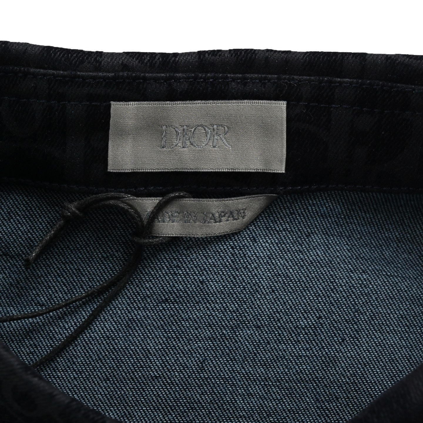 Co-branded Year of the Snake limited edition presbyopia all-over printed denim suit