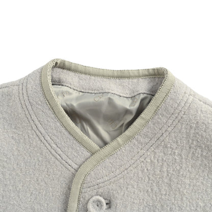 25 Hemmed wool cardigan jacket