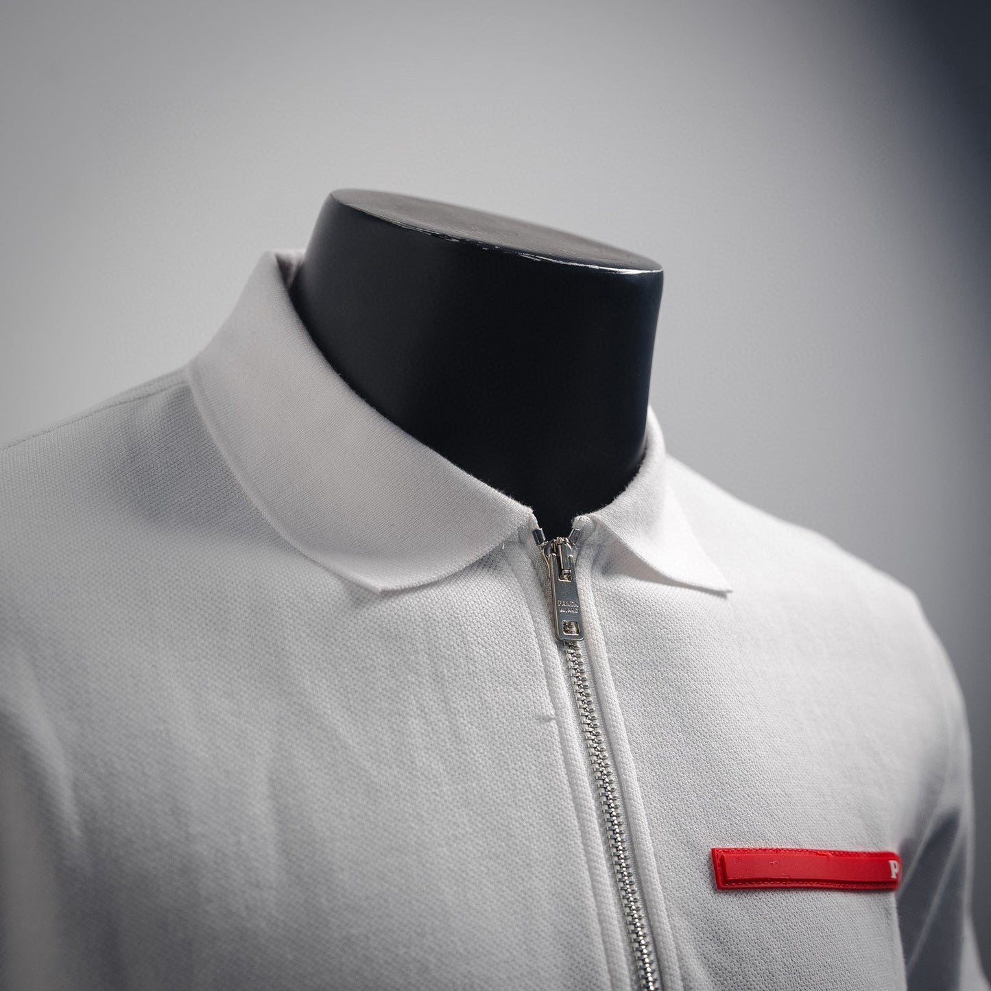 Red silicone trim with half zipper Polo short sleeved shirt