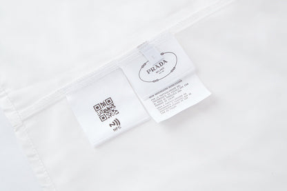 pocket triangle shirt