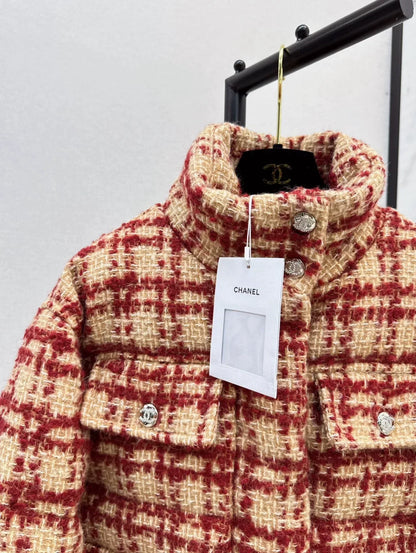 25 Skiing tweed plaid stand up collar down
