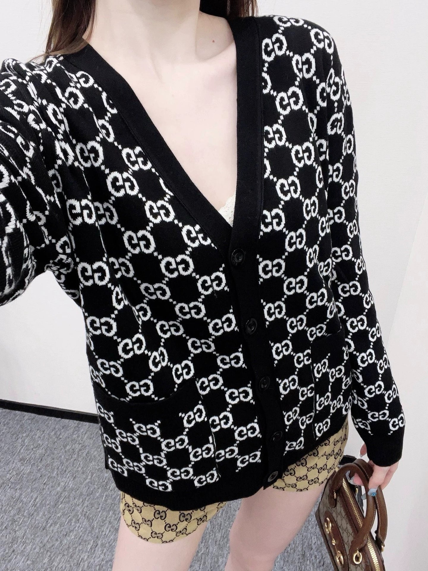 G 25 Reversible jacquard knit cardigan