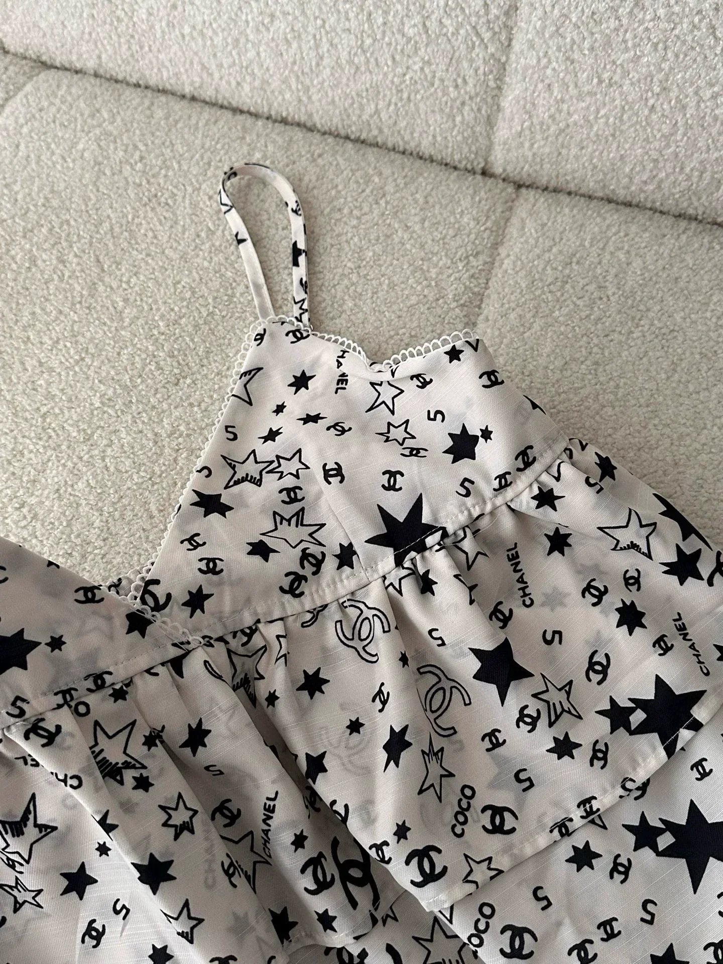 25 Medieval Star Sexy Little Suspenders