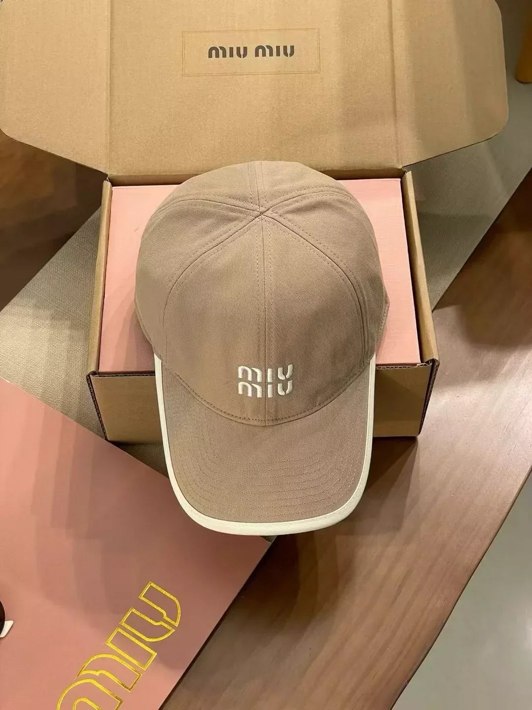 25 New baseball caps