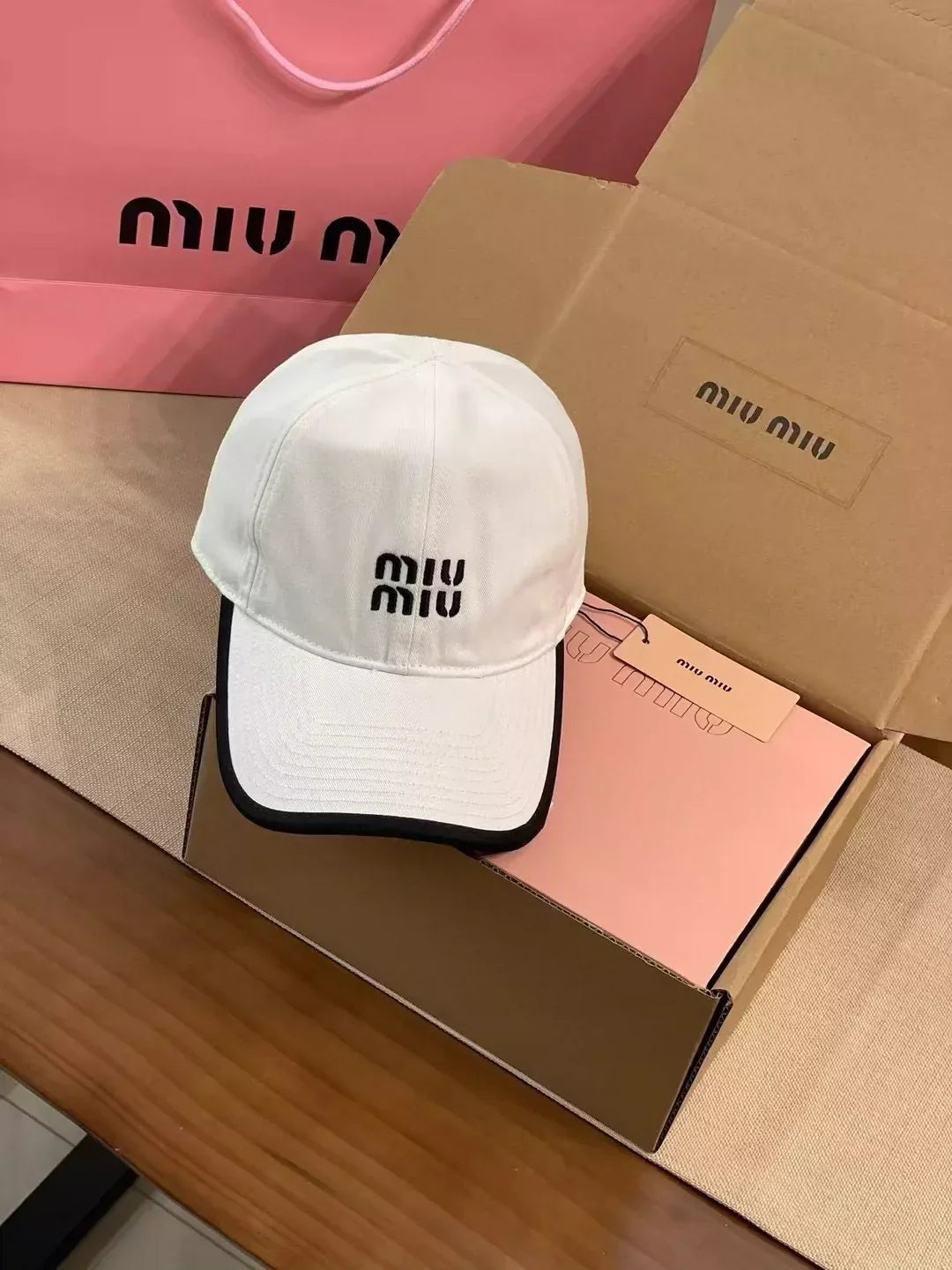 25 New baseball caps