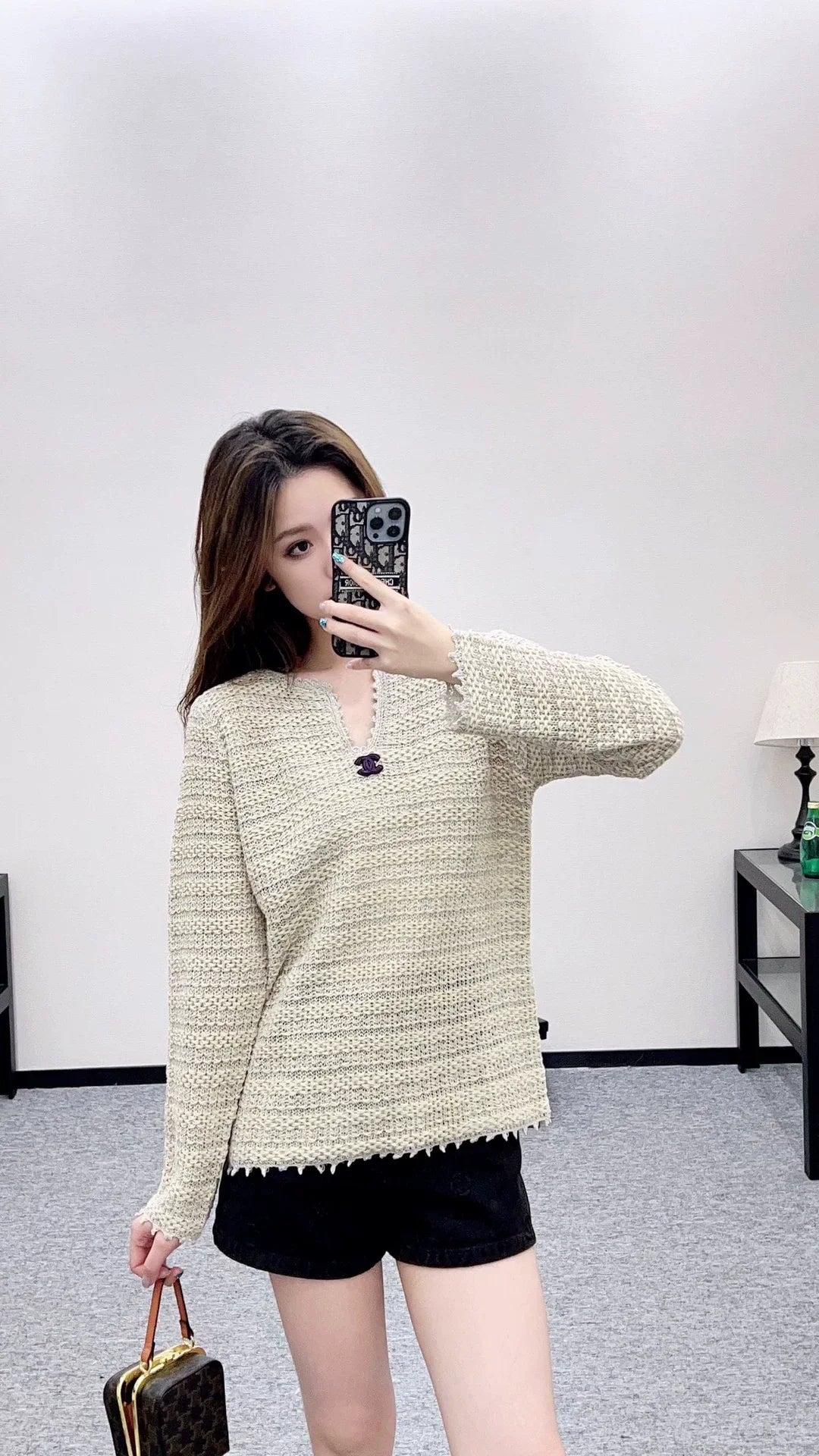 C 25 Horizontal striped knitted long sleeves