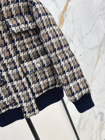 25 Skiing tweed plaid stand up collar down