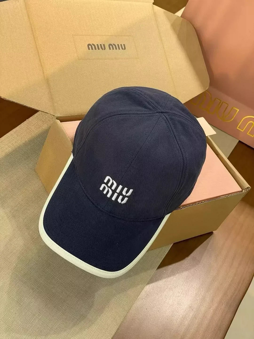 25 New baseball caps
