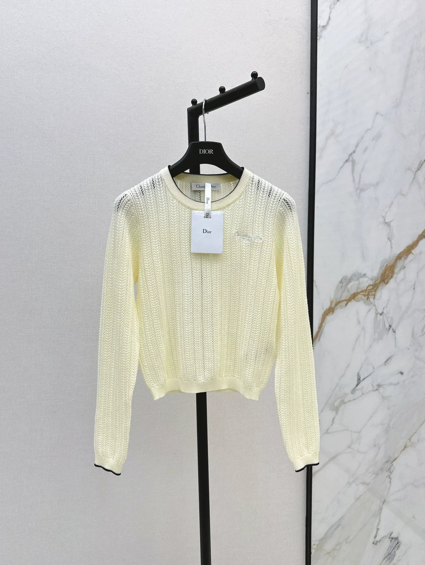 25fw Long sleeved knitted sweater