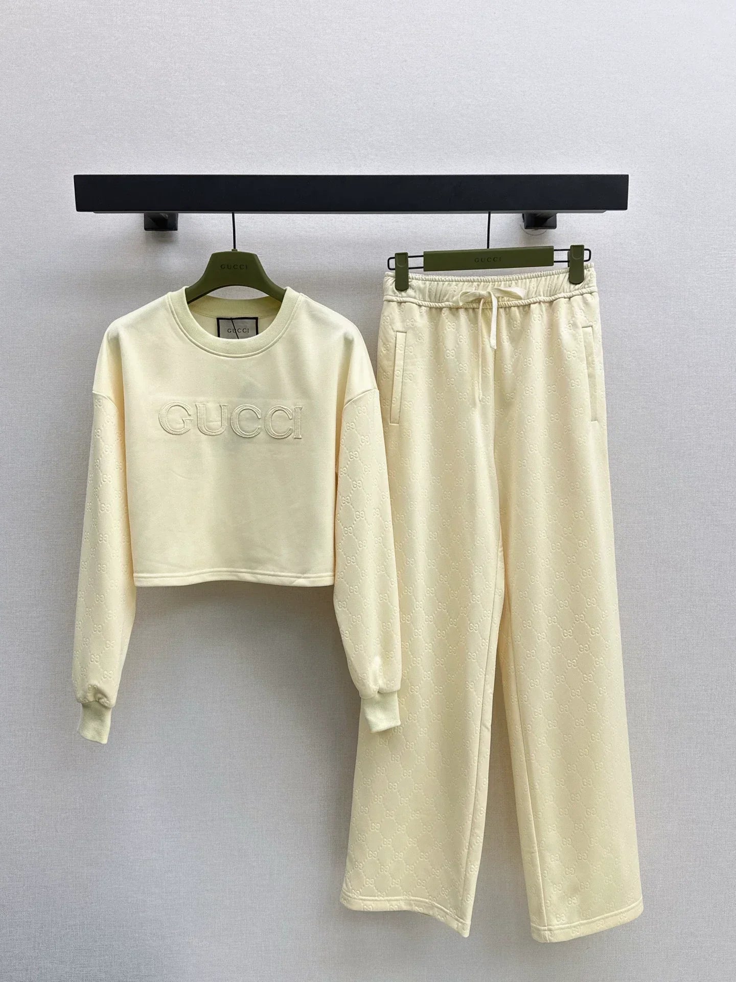 2025 Round neck embroidered hoodie and pants set