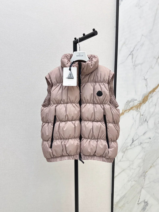 25 Collar decoration down vest