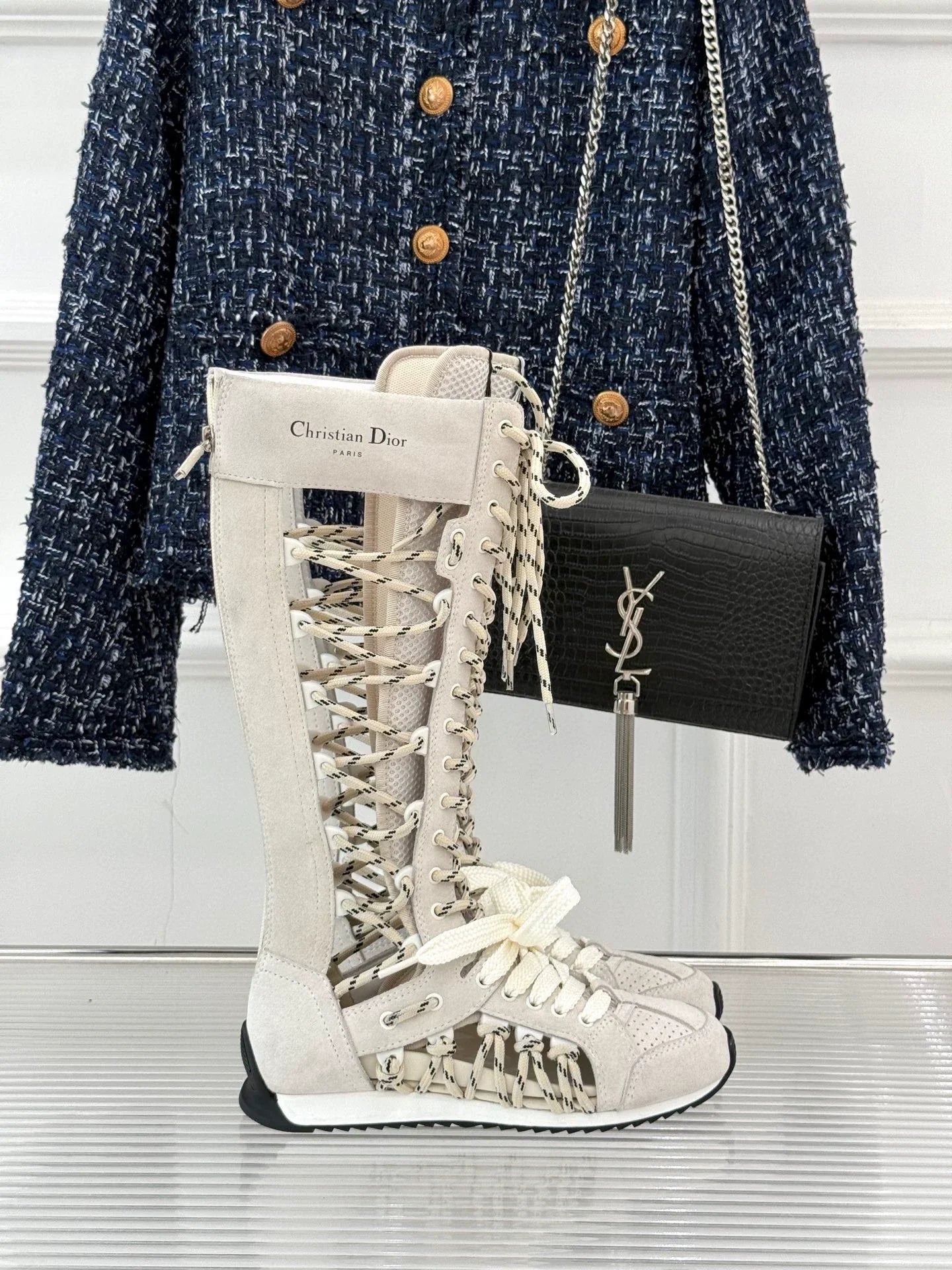 De Xun hollow boots