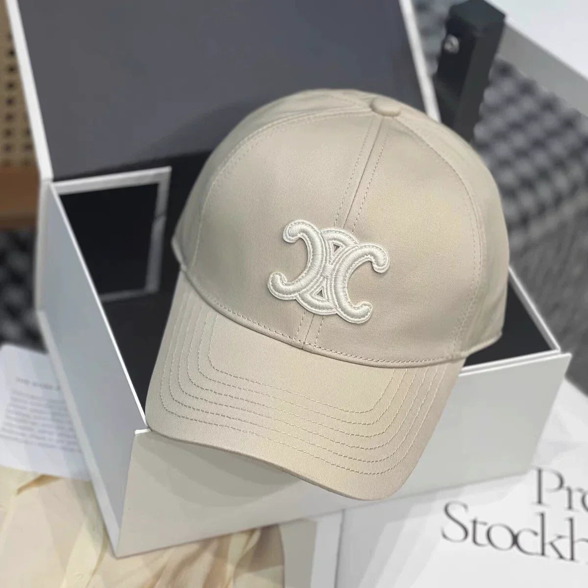 25 Embroidery Baseball cap Silver buckle series