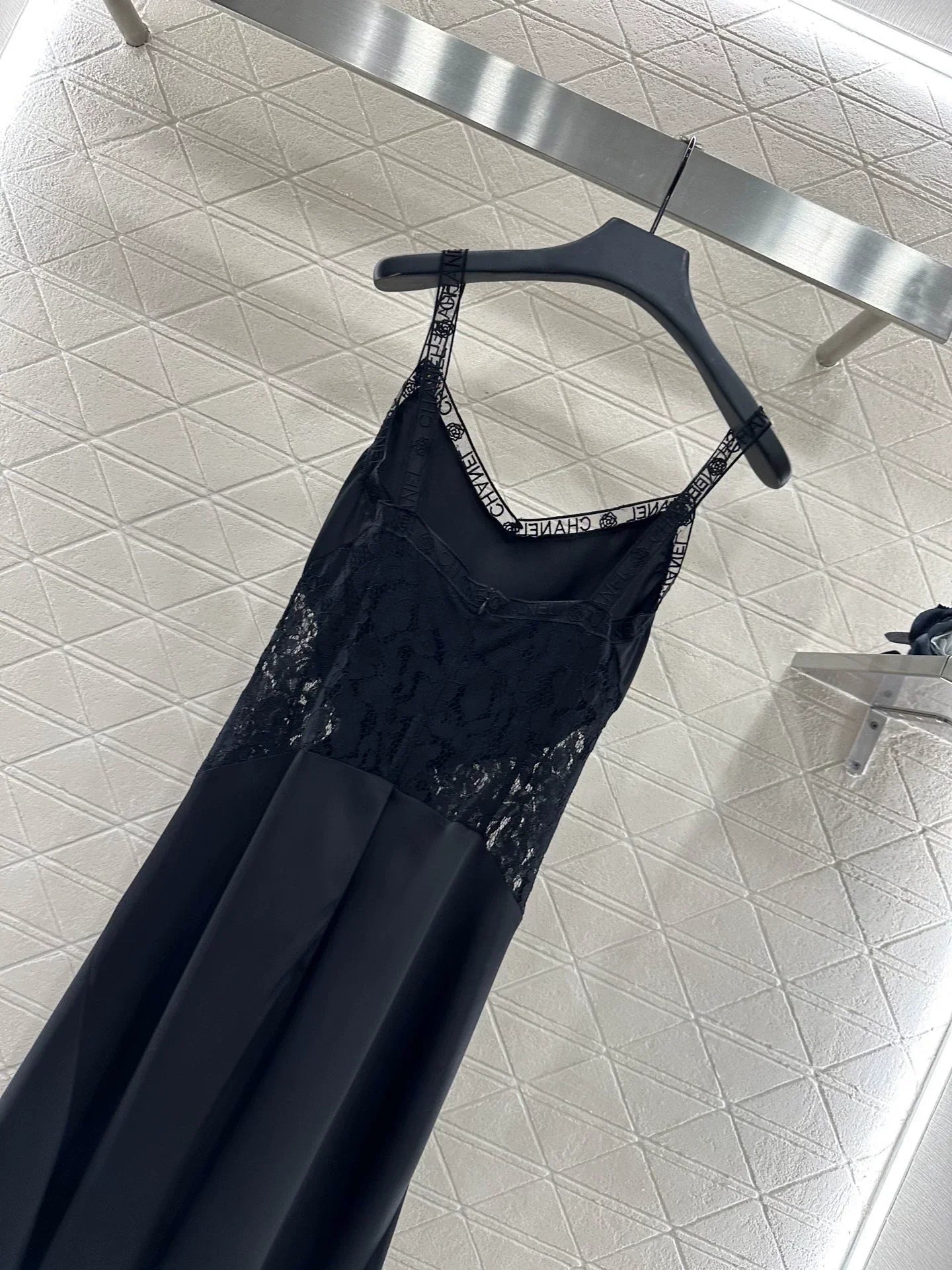 25 Lace hollow suspender dress