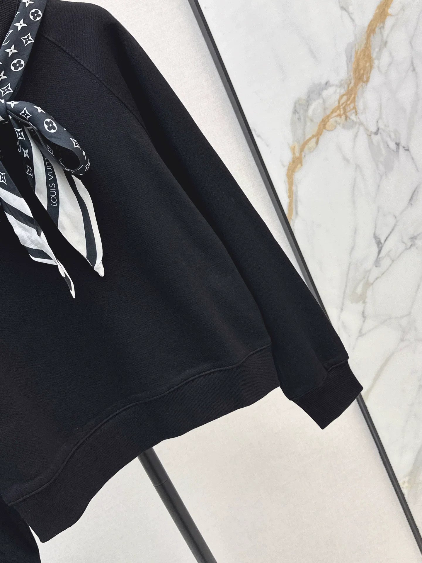 25fw Silk scarf pullover hoodie