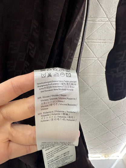 25 Jacquard cross collar waistband dress