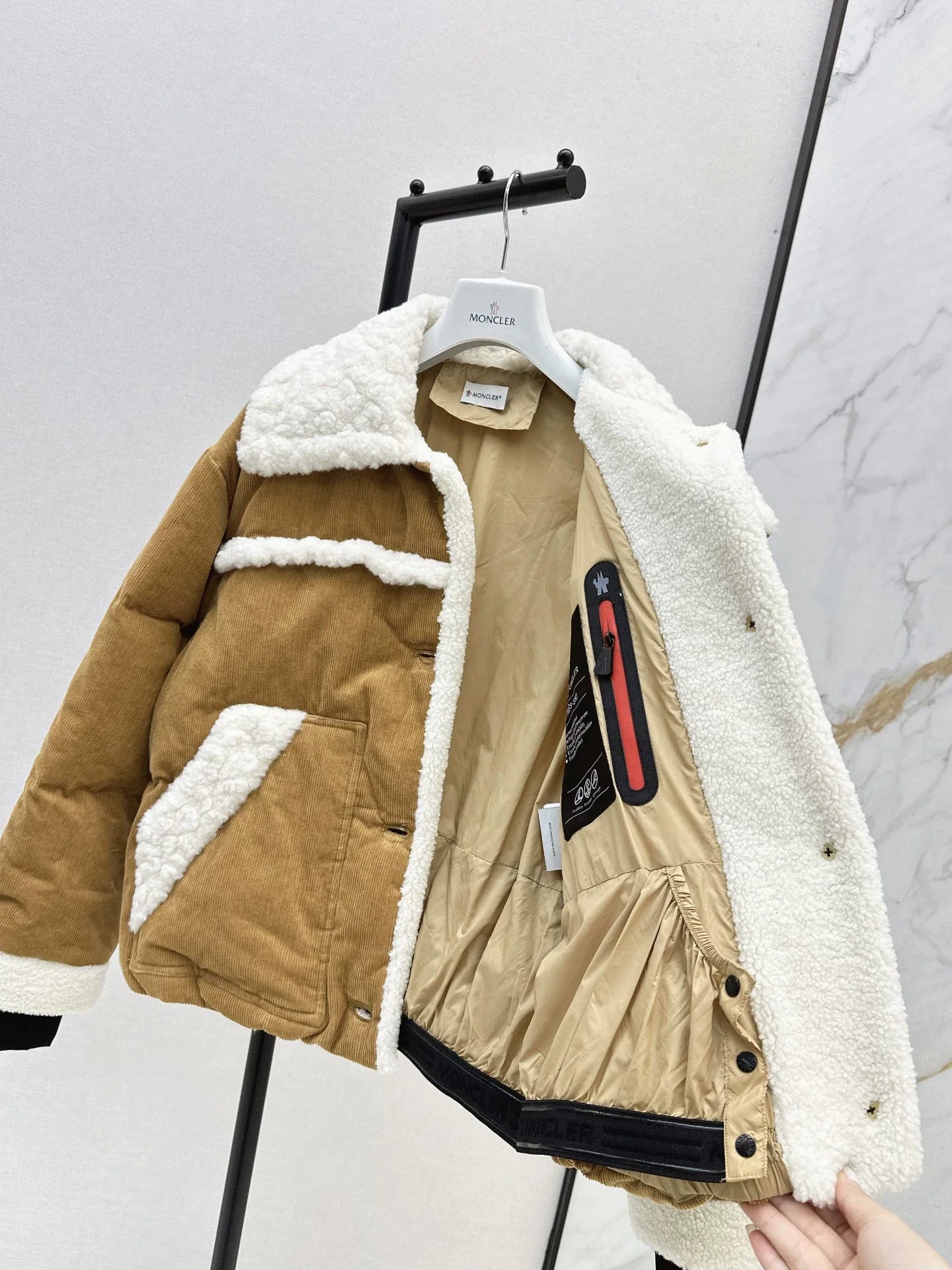 25fw Currently, there is no inventory available