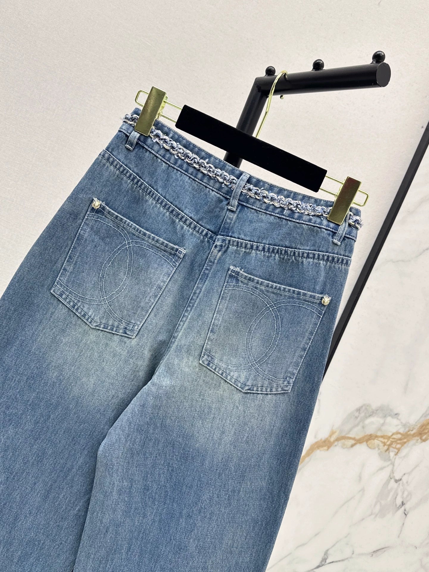 25 new nostalgic washed denim straight pants