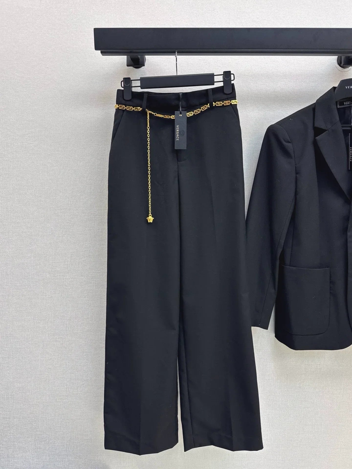 25fw Silhouette suit jacket+waist chain trousers