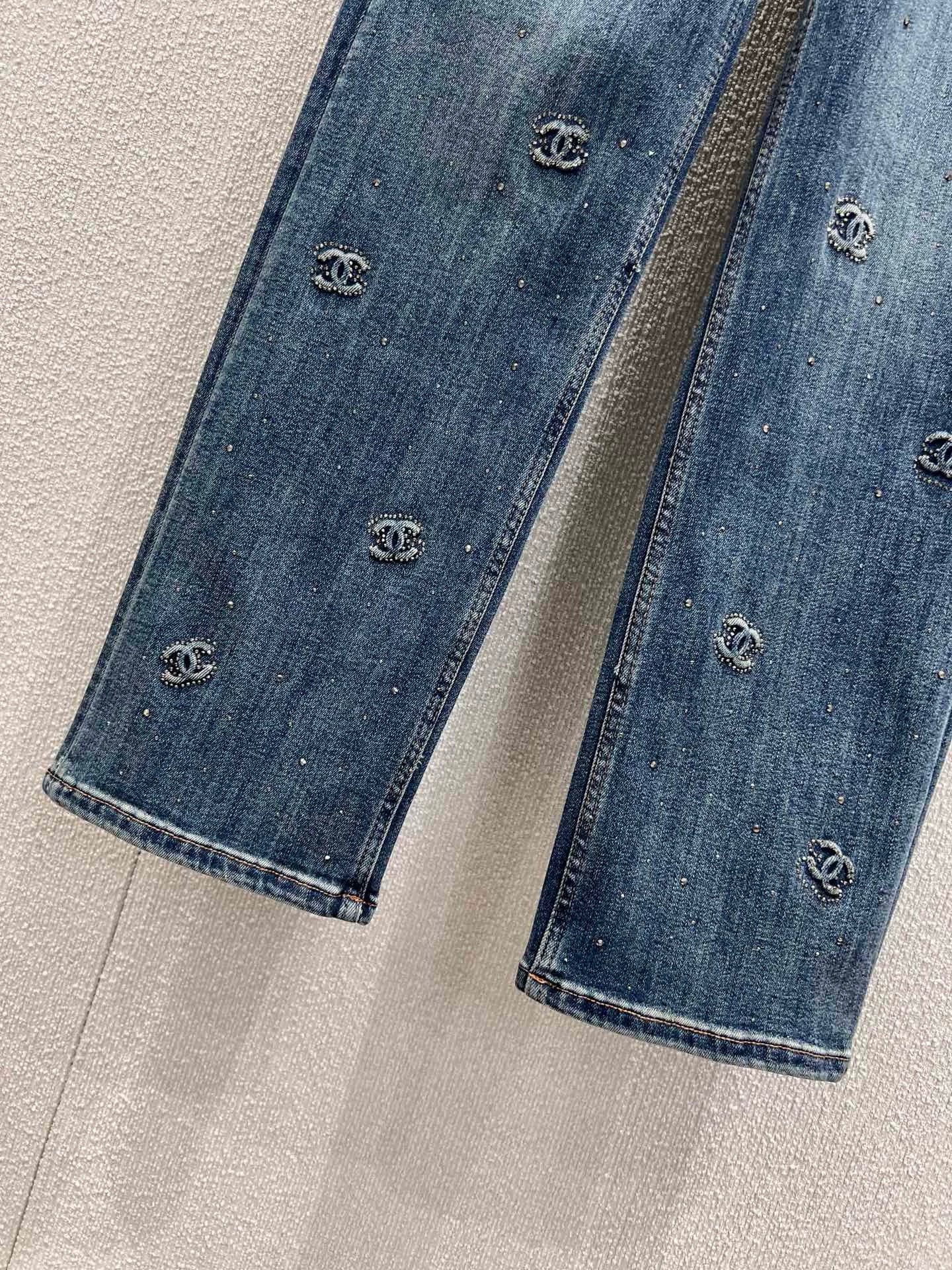 25fw Embossed and rhinestone denim pants