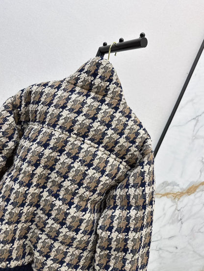25 Skiing tweed plaid stand up collar down