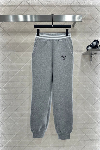 25fw Round neck sweatshirt and pants set