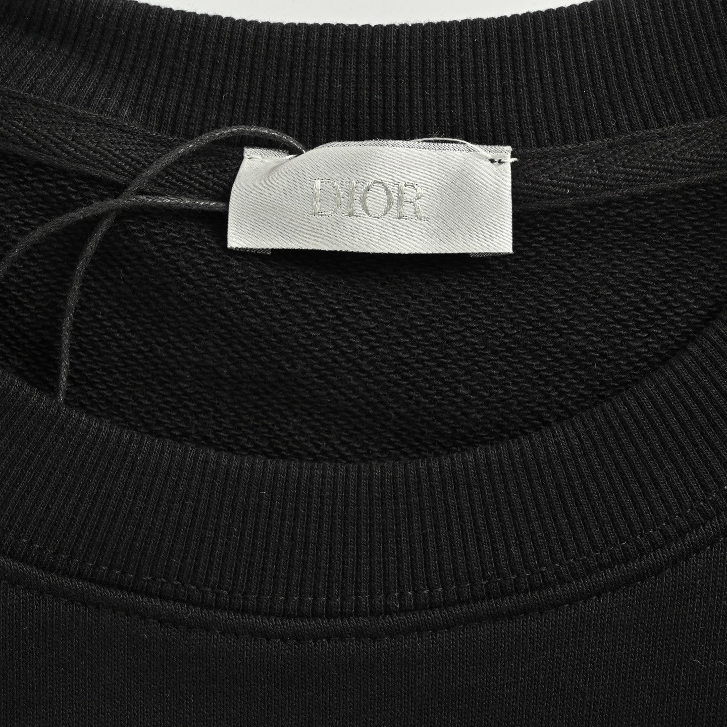 25Fw embroidered block letter round neck sweatshirt