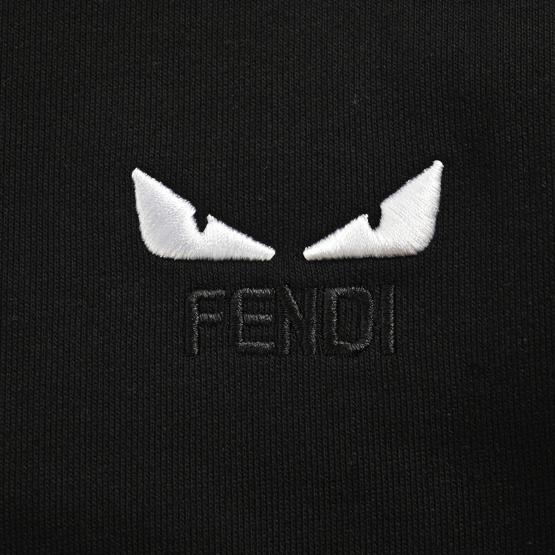 Little  embroidered eyes round neck sweatshirt