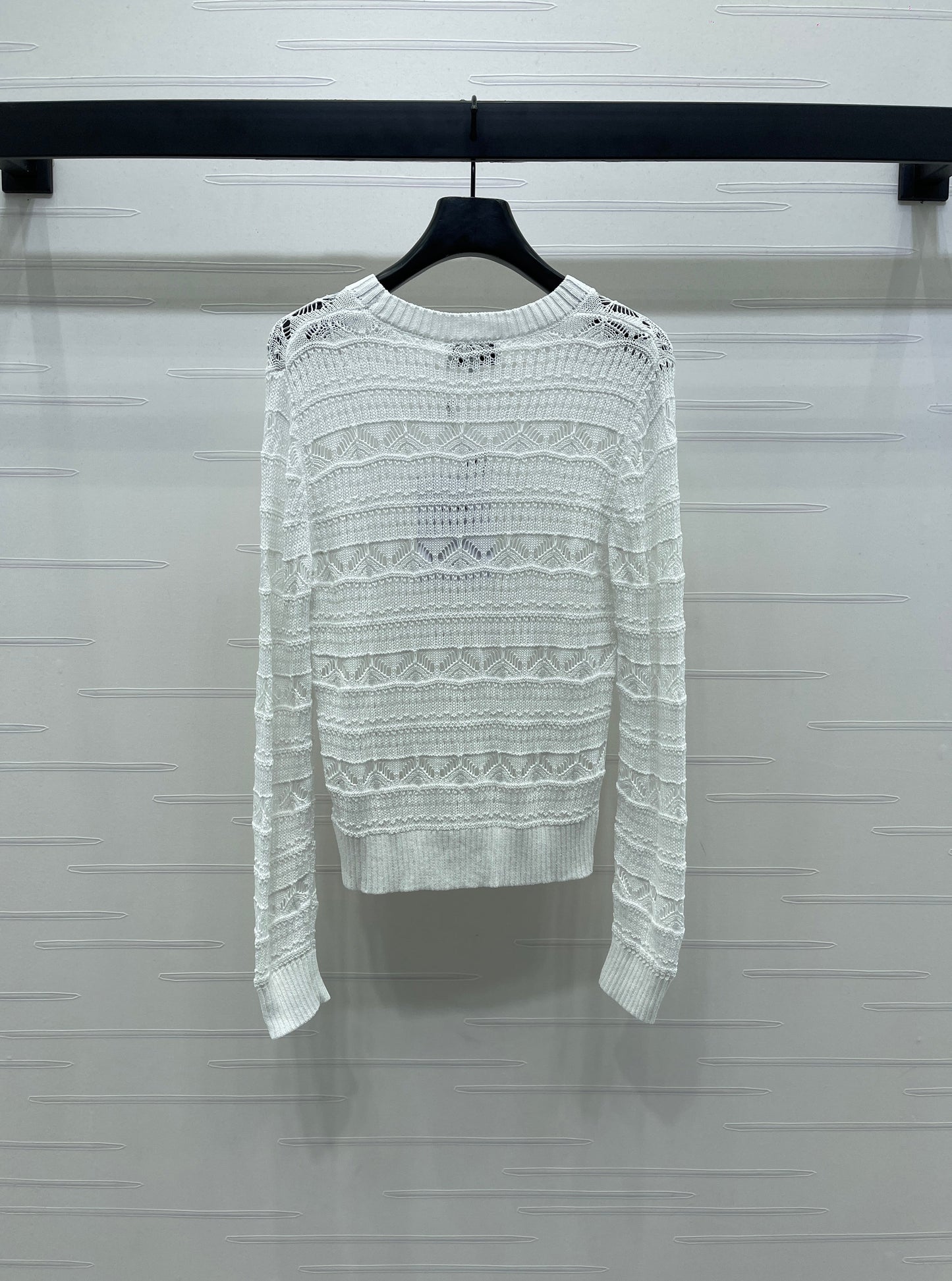 C 25 Spring/Summer Lace-Patterned Knit Long-Sleeve Top