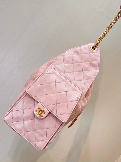 25C Hobo Bags 40cm Pink Grained Calfskin