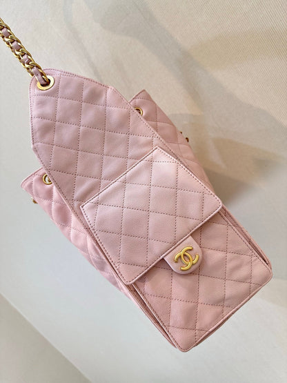 25C Hobo Bags 40cm Pink Grained Calfskin