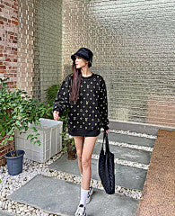 25fw all-over print burnt flower monogram round neck sweatshirt