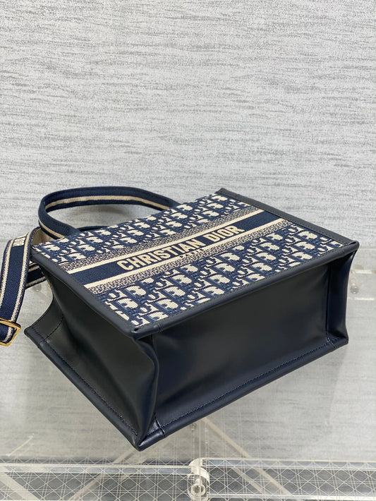 Book Tote Bag Blue Di0r Oblique Embroidery and Calfskin