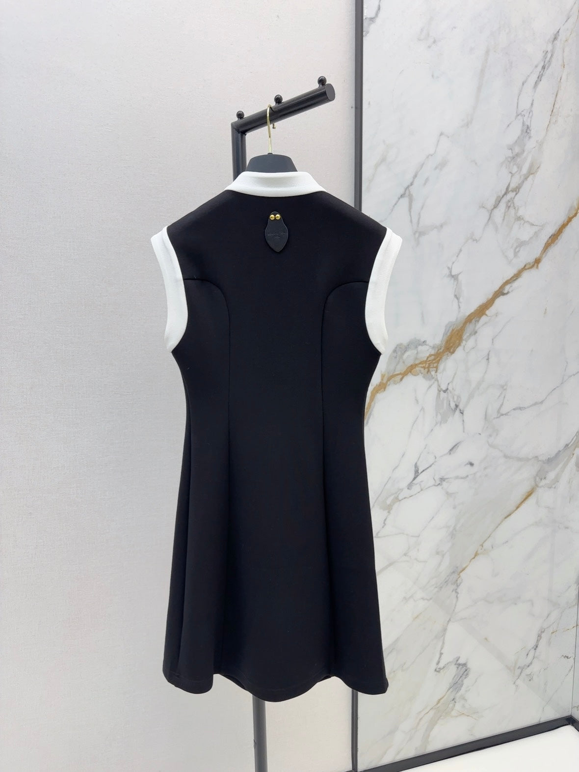 L 25ss sleeveless shirt dress